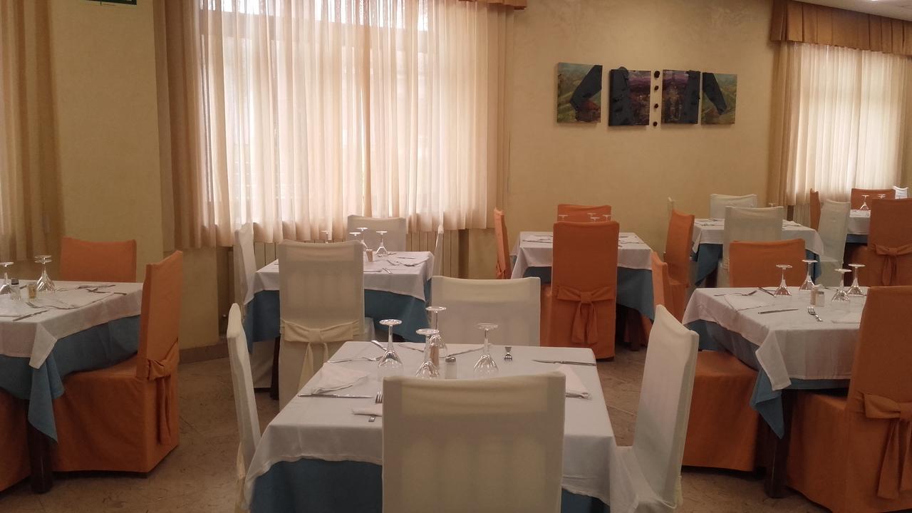 Balneario De Ledesma Hotel Vega de Tirados Kültér fotó